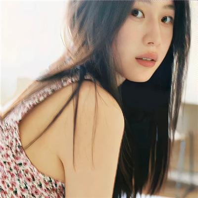 燕子与鹦鹉
